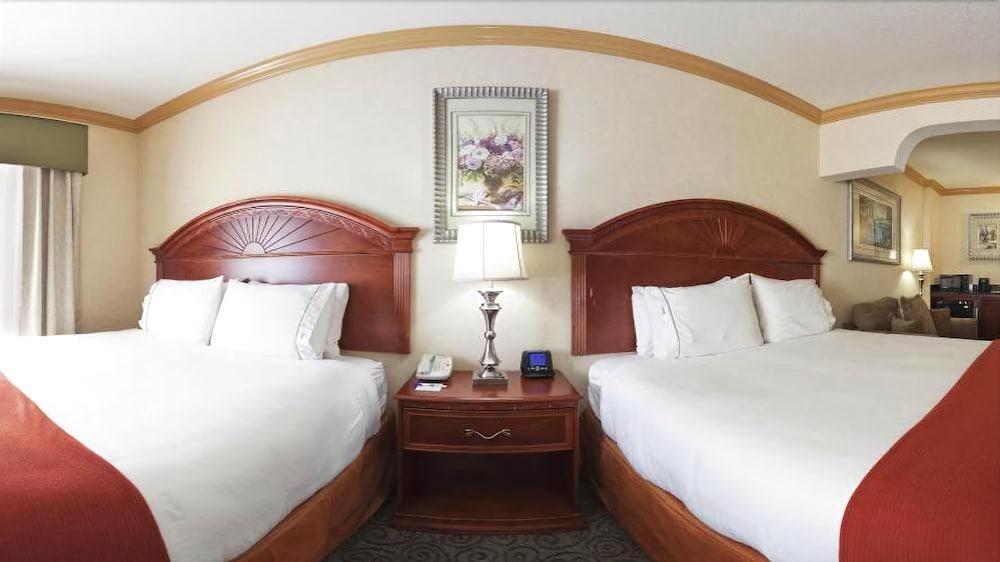 Holiday Inn Express & Suites Bakersfield Central By Ihg מראה חיצוני תמונה