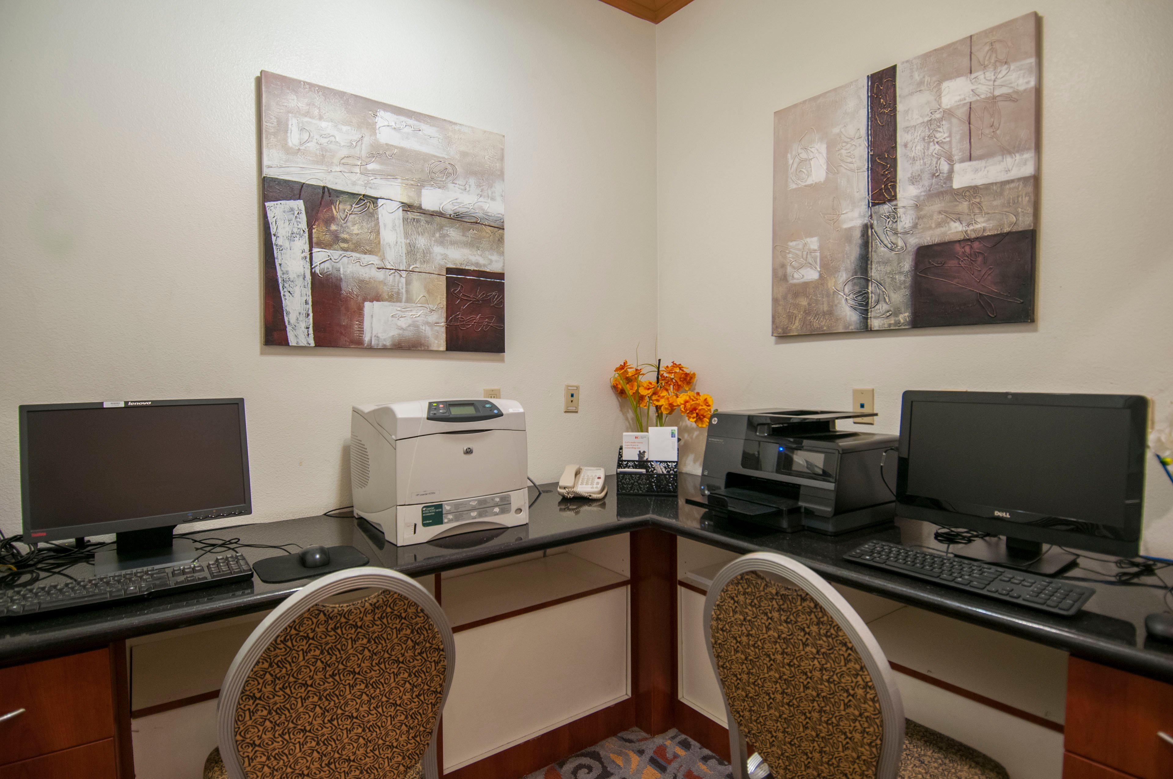 Holiday Inn Express & Suites Bakersfield Central By Ihg מראה חיצוני תמונה